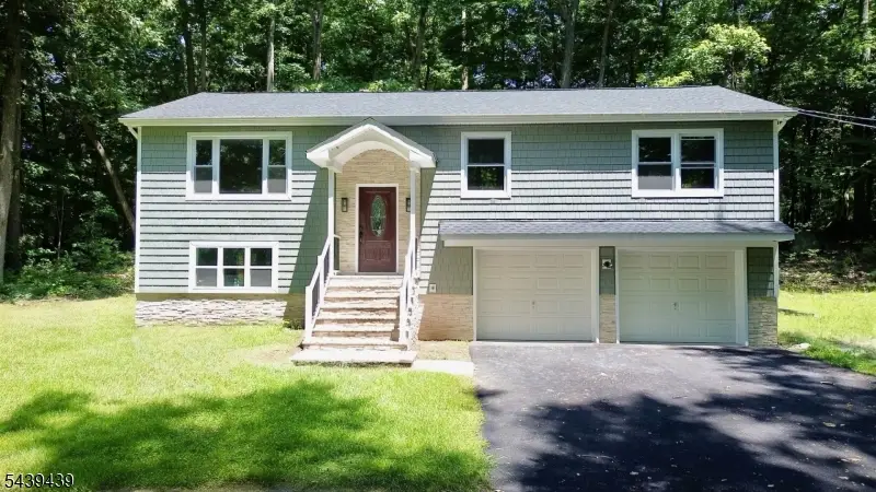 1 Appleseed Rd, Vernon, NJ 07461 - #1