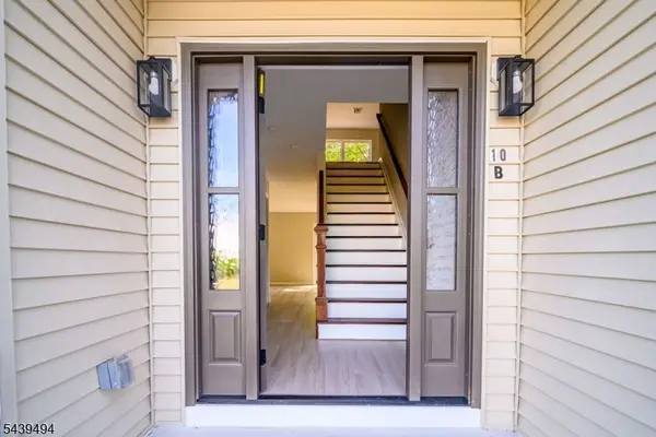 10 B Delar Pky #B, Franklin Twp., NJ 08823