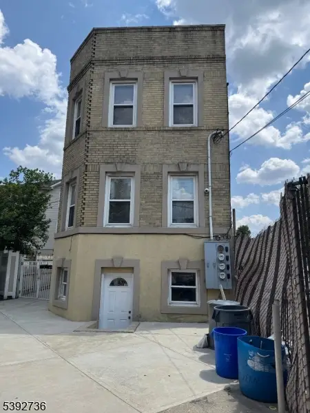 233 Malvern St, Newark, NJ 07105 - #2