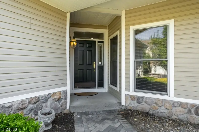 20 Pine Valley Rd, Livingston, NJ 07039 - #3