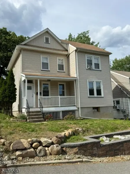 41 Outlook Ave, Hawthorne Boro, NJ 07506