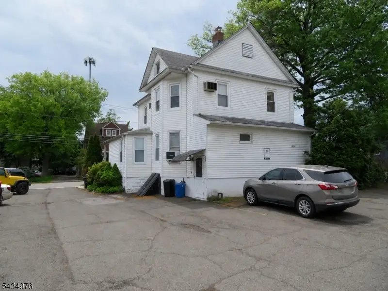 12 Bergen St, Westwood, NJ 07675 - #2
