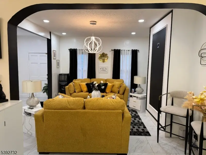 154 Sayre St, Elizabeth, NJ 07208 - #3