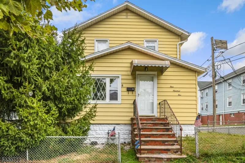 405 Kingsland Ave, Lyndhurst, NJ 07071 - #1