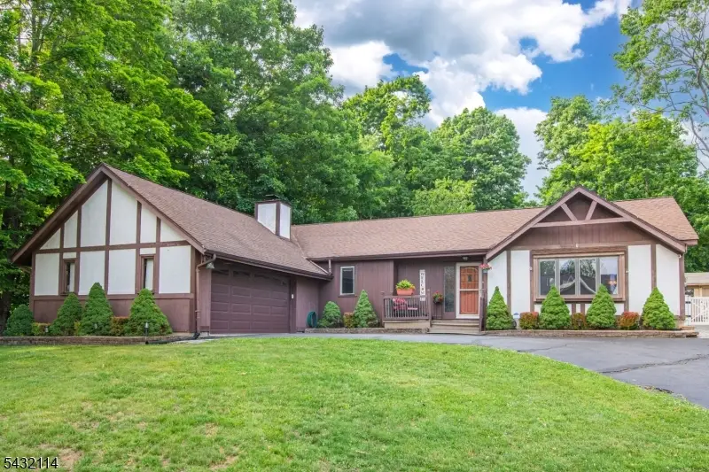 14 Stanley Pl, Budd Lake, NJ 07828 - #1