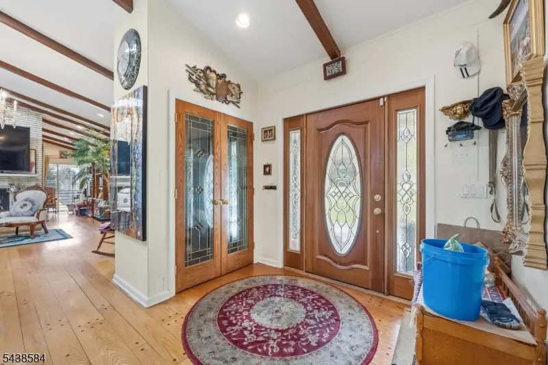 29 Farview Rd, Millburn, NJ 07041 - #2