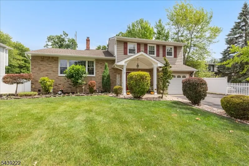 37 Georgia St, Cranford, NJ 07016 - #2