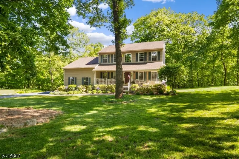 7 Lighthouse Cir, Lake Hopatcong, NJ 07849 - #2