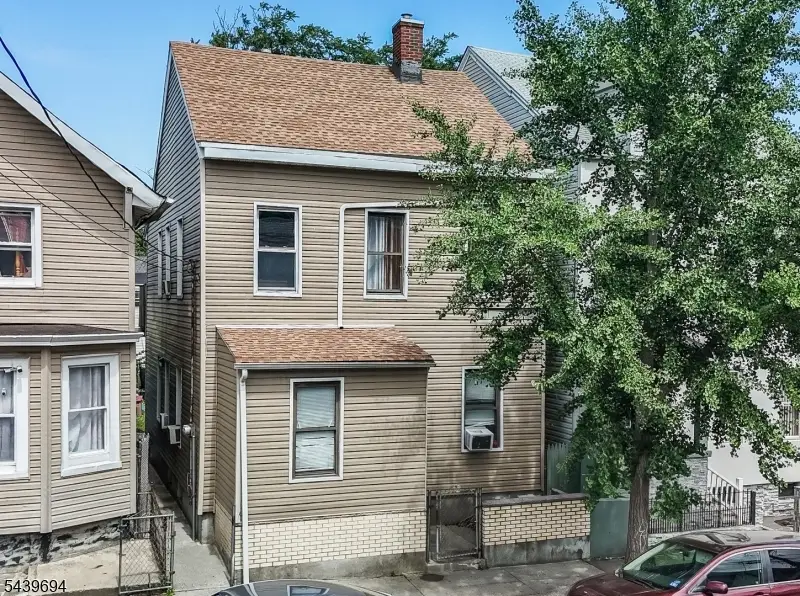 62 Highland St, Paterson, NJ 07524 - #1