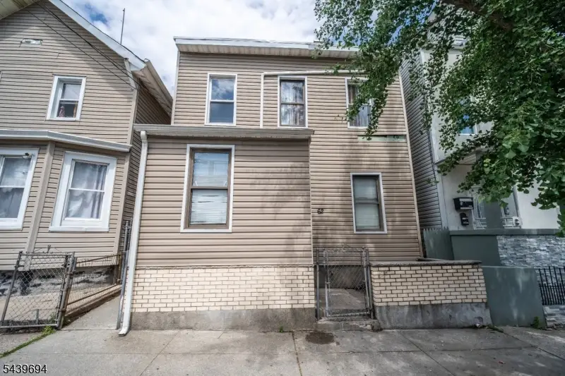 62 Highland St, Paterson, NJ 07524 - #3