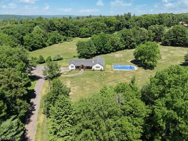 8 Strong Ln, Sandyston, NJ 07827 - #3