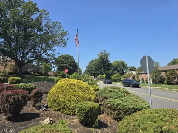 72D Troy Drive #D, Springfield Twp., NJ 07081