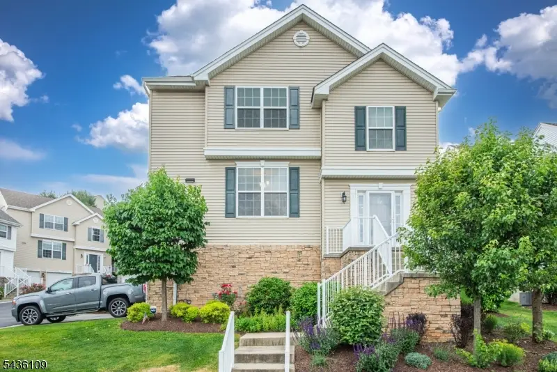 117 Sowers Dr, Mount Olive, NJ 07840 - #1