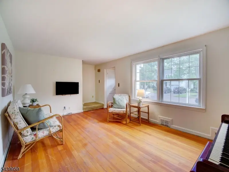 50 Tallmadge Ave, Chatham, NJ 07928 - #3