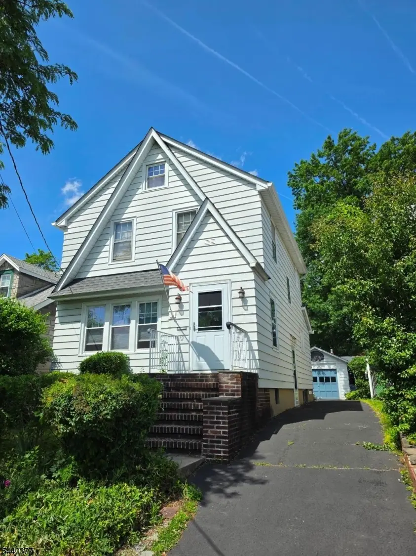 12 Brook Pl, Bloomfield, NJ 07003 - #1