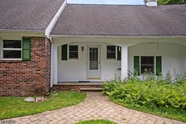 19 Yardley Rd, Mendham Twp., NJ 07945