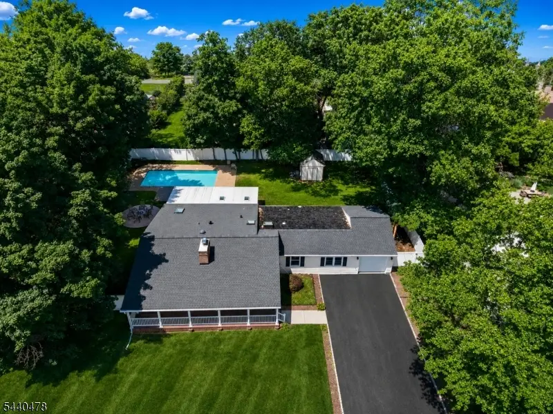 5 Andrews Pl, Pequannock, NJ 07444 - #1