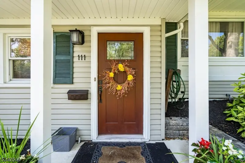 111 Shadowlawn Way, Cranford, NJ 07016 - #2