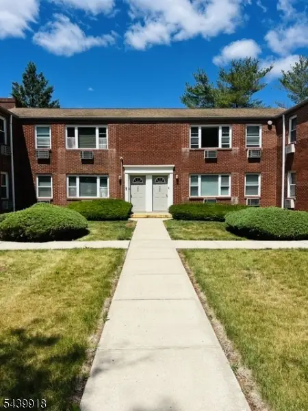 60 Fox Rd #3A, Edison, NJ 08817 - #2