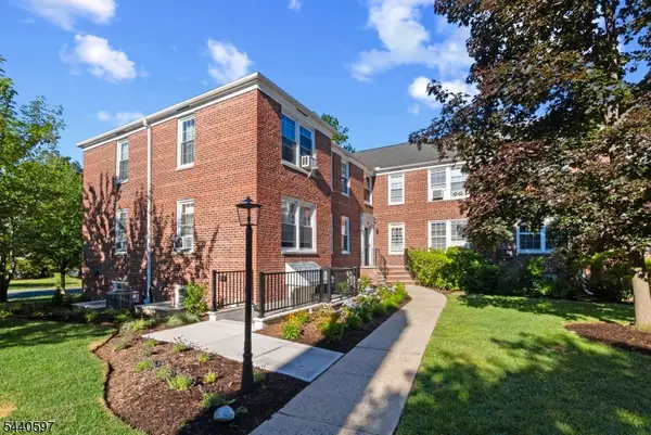 101 Gates Ave #C-1, Montclair Twp., NJ 07042