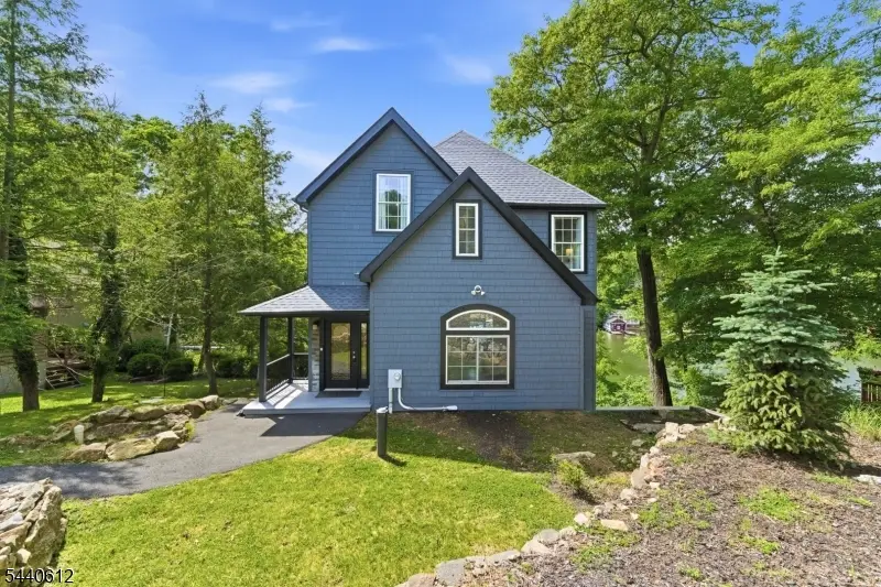 367 Maxim Dr, Hopatcong, NJ 07843 - #2