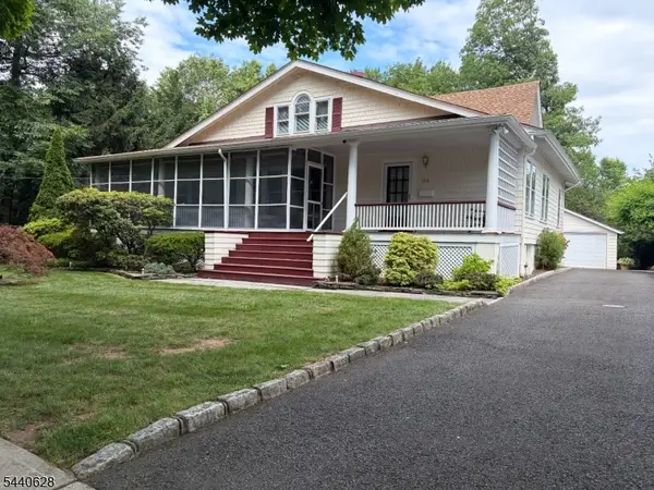 559 Parkview Ave, Westfield Town, NJ 07090