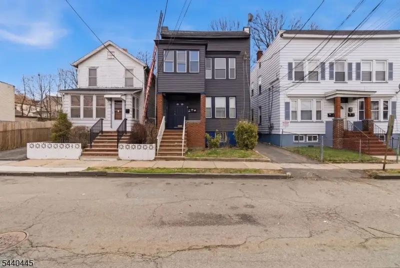 76 Grace St, Irvington, NJ 07111 - #2