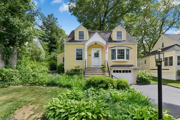 39 Woodlawn Dr, Chatham Twp., NJ 07928
