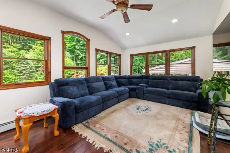 36 Hancock Dr, West Milford, NJ 07480 - #3