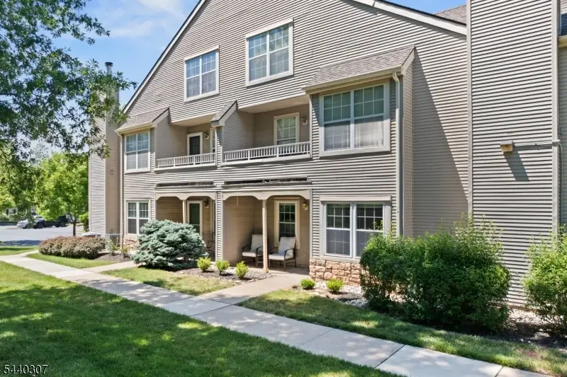 3309 Robinson Ct, Bradley Gardens, NJ 08807 - #2
