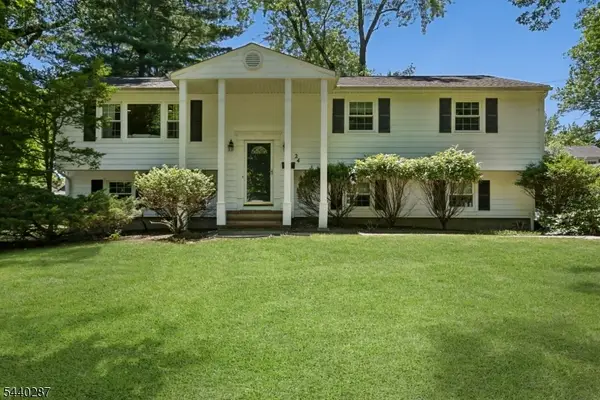 24 Cherry Hill Rd, Livingston Twp., NJ 07039
