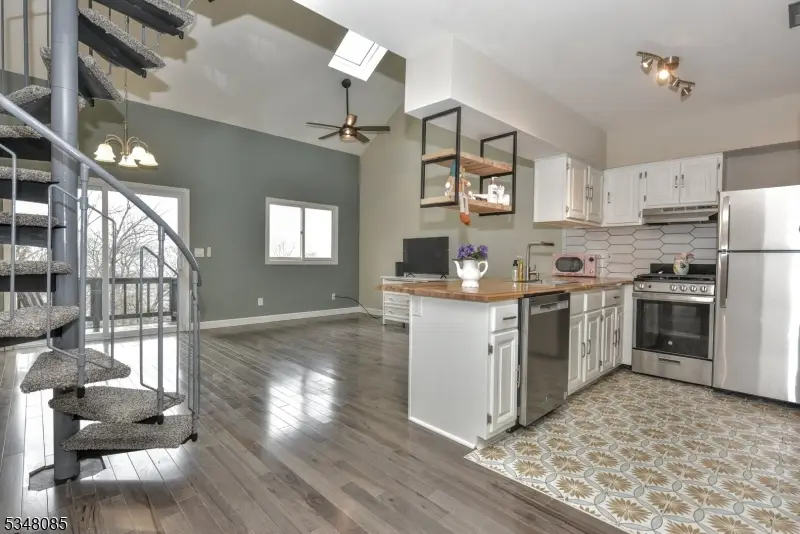 3 Davos Drive #6, Vernon Center, NJ 07462 - #2