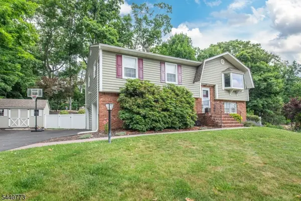 646 Reba Rd, Mount Arlington Boro, NJ 07850