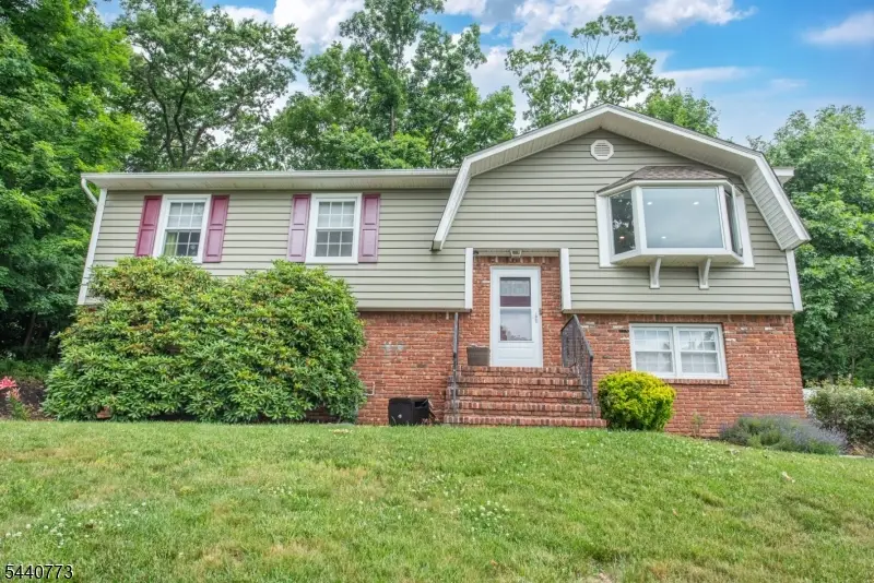 646 Reba Rd, Mount Arlington, NJ 07850 - #2