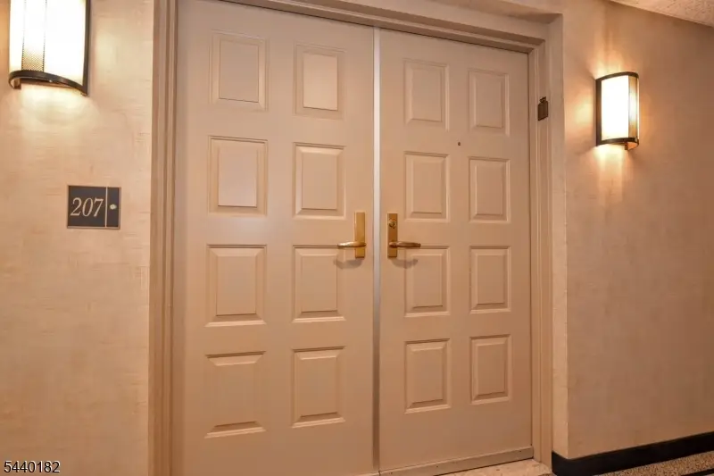 1360 Hamburg Tpke #207, Wayne, NJ 07470 - #3