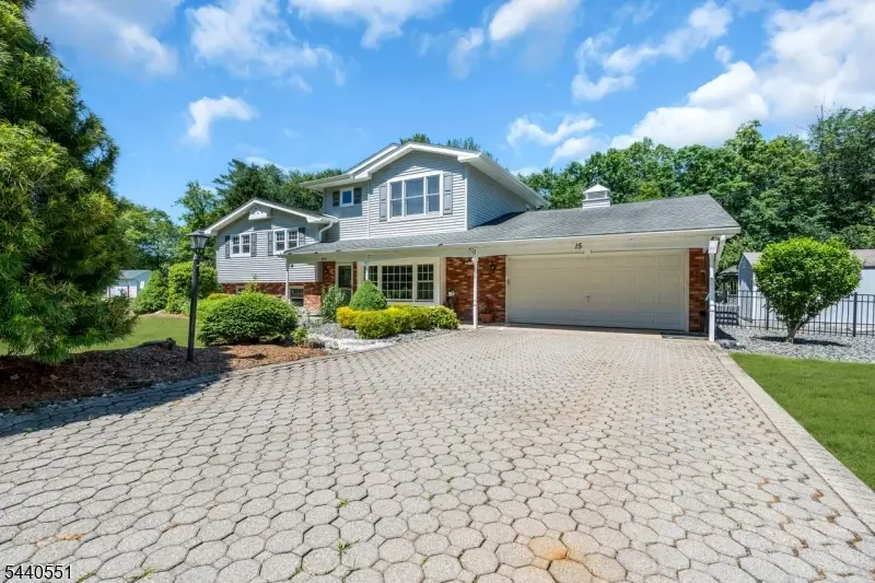 15 Timber Ln, Newfoundland, NJ 07435 - #2