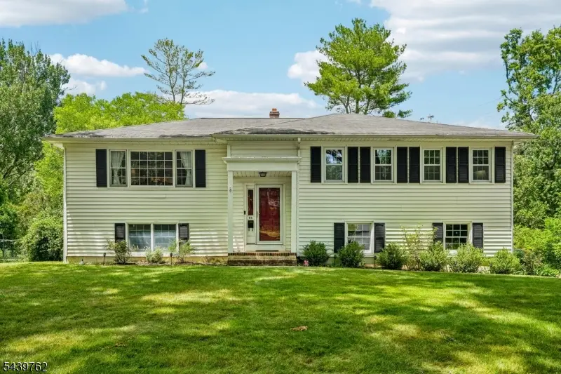 55 Sagamore Dr, New Providence, NJ 07974 - #1