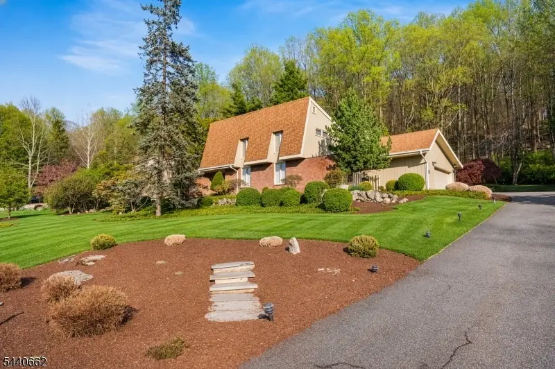 72 Bald Eagle Rd, Allamuchy, NJ 07840 - #1