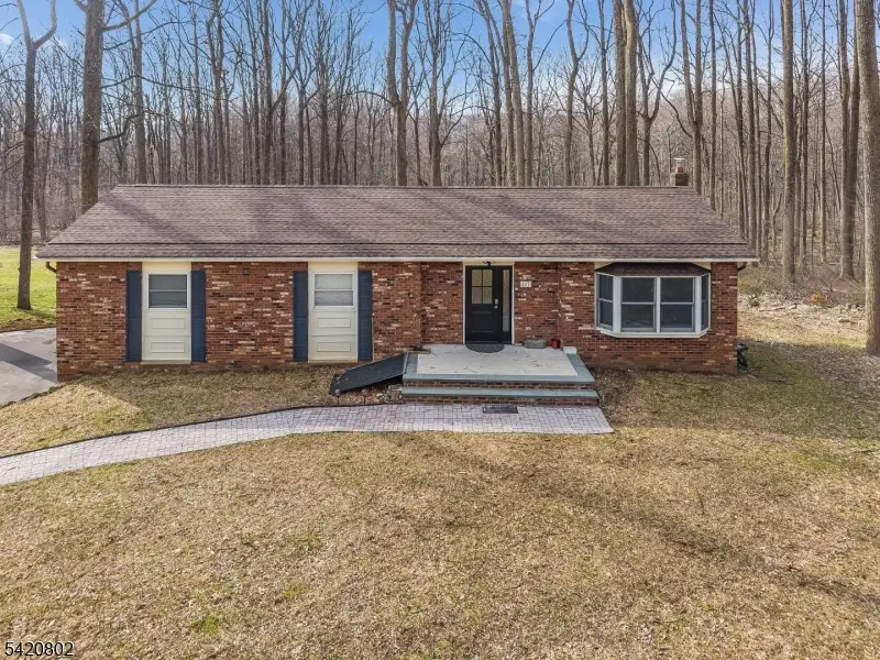447 Bellwood Ave, Bethlehem, NJ 08802 - #1