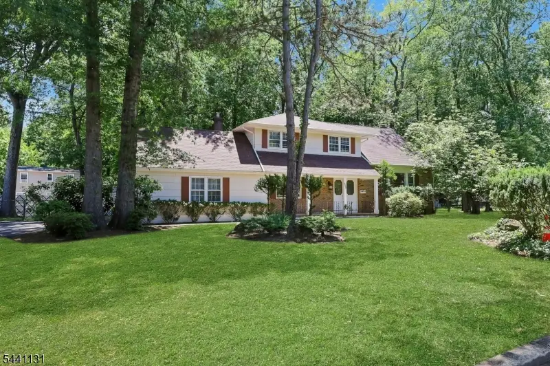 281 Rivara Ct, Ridgewood, NJ 07450 - #1