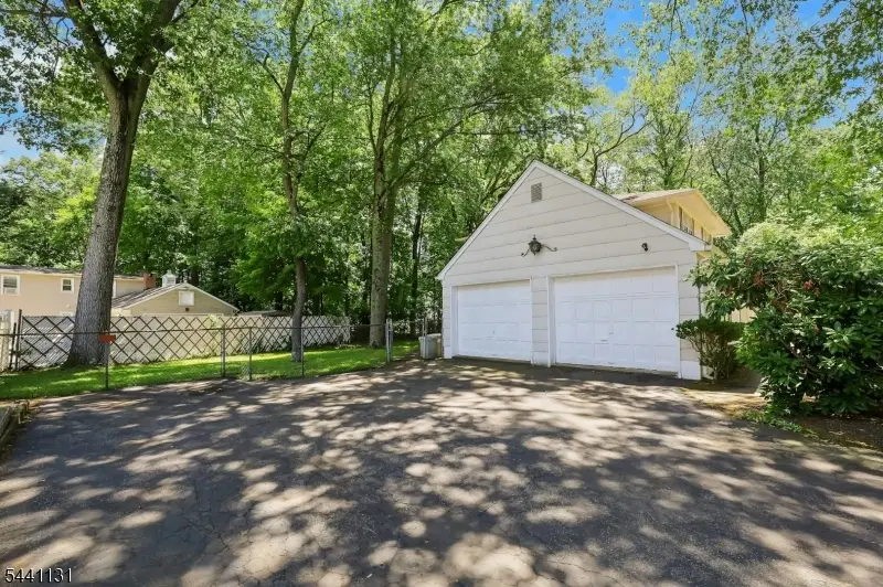 281 Rivara Ct, Ridgewood, NJ 07450 - #3