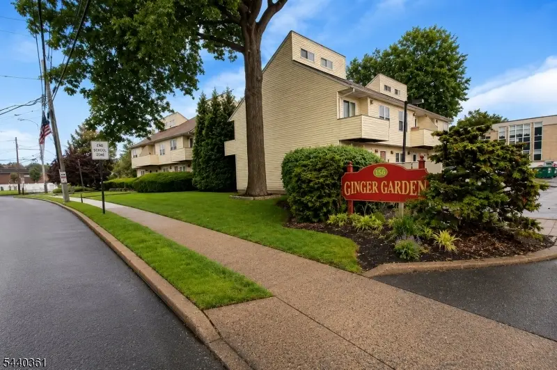 156 Liberty St #8, Little Ferry, NJ 07643 - #2
