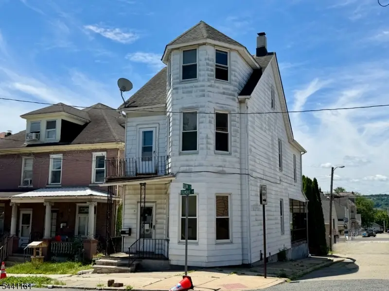 242 Filmore St, Phillipsburg, NJ 08865 - #1