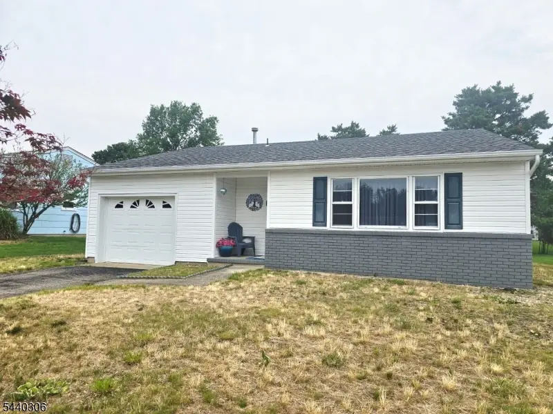 214 Westbrook Dr, Berkeley, NJ 08757 - #1