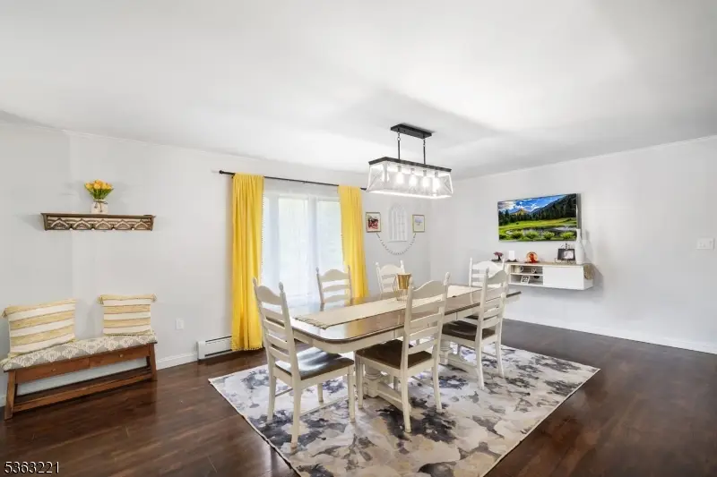 4 Grove St, Hampton, NJ 07860 - #3