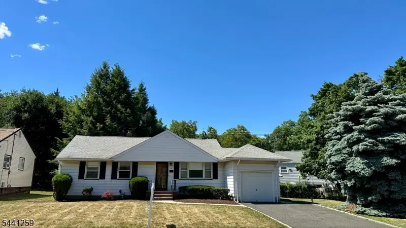 24 Valley View Rd, Hillside, NJ 07205 - #2