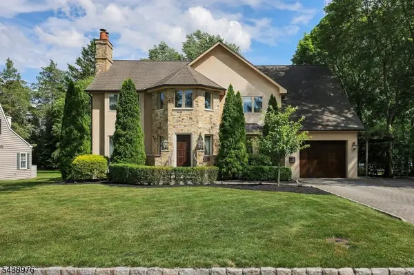 2 Estelle Pl, Cranford Twp., NJ 07016