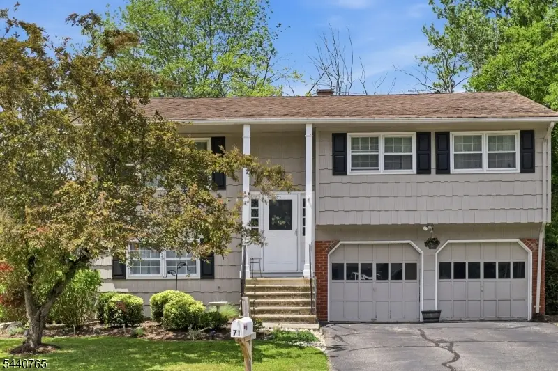 71 Clover Hill Dr, Flanders, NJ 07836 - #3