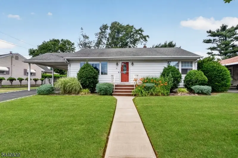 42 Donnalin Pl, Clifton, NJ 07013 - #2
