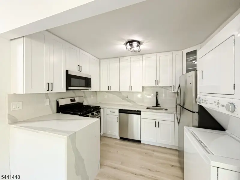 135 Falcon Ridge Way, Hamburg, NJ 07419 - #1